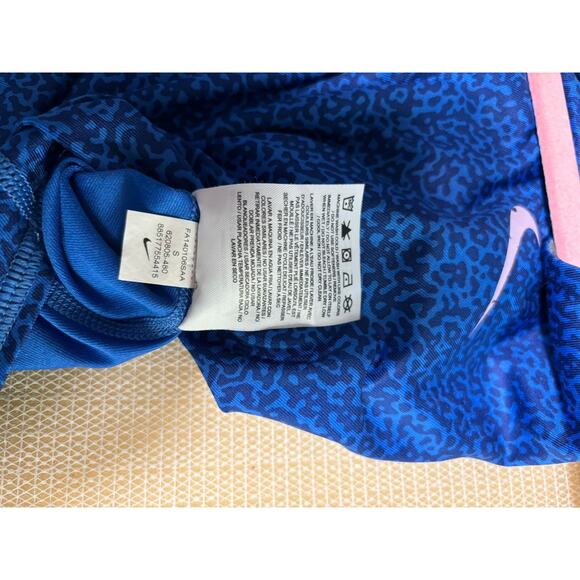 Nike Dri Fit Raceback Tank Womens Sz S Blue Leopard Print Built in Bra Training - Picture 6 of 10